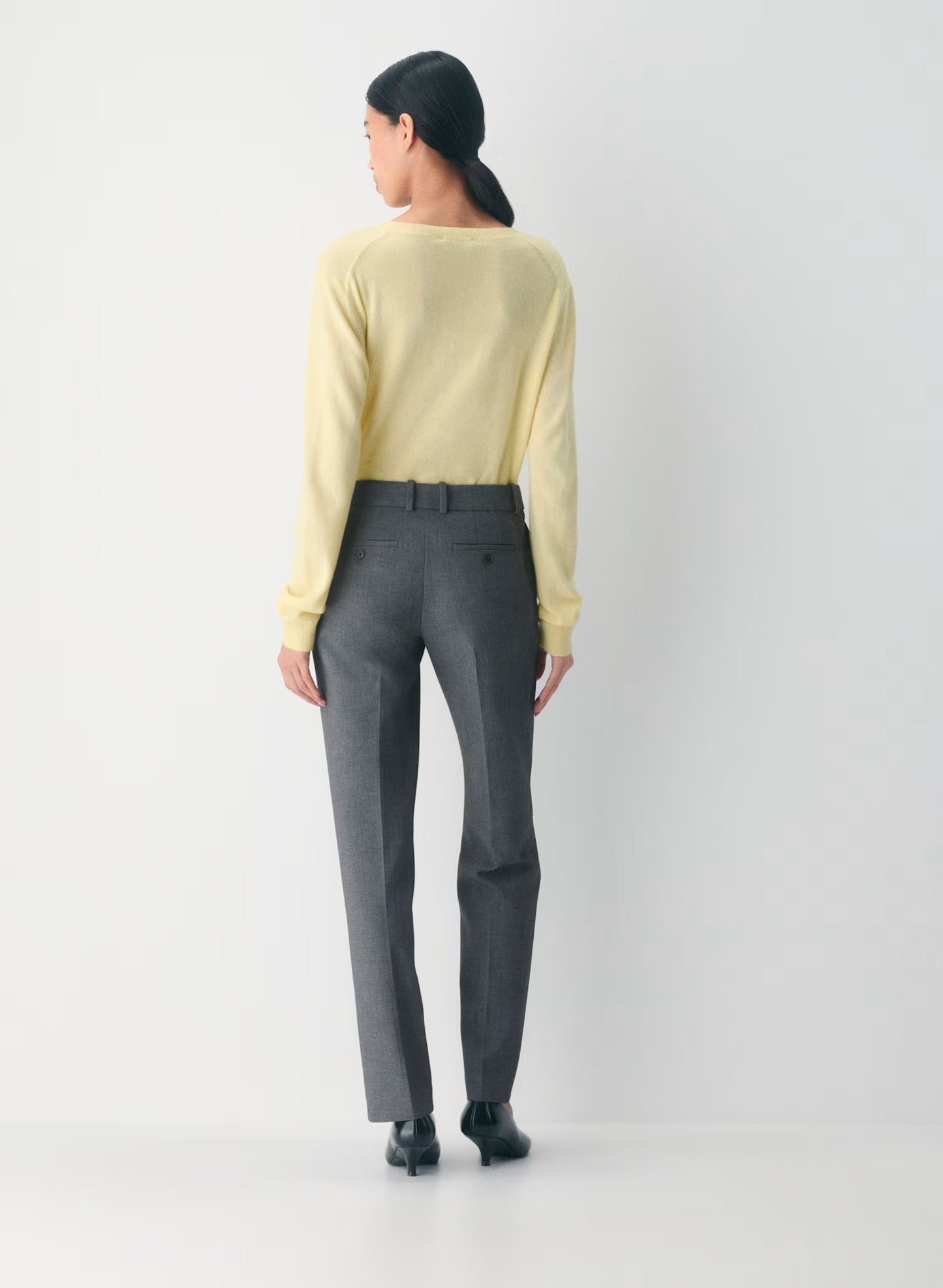 Bare Cashmere V-neck Sweater