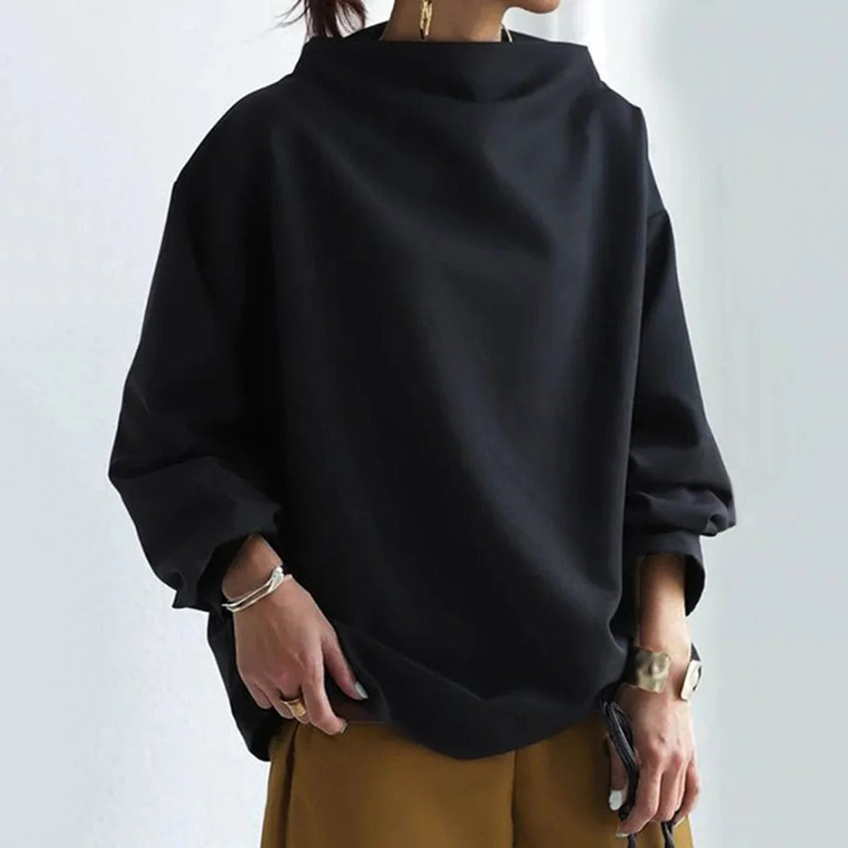 Gabriella | Chic High Neck Pullover